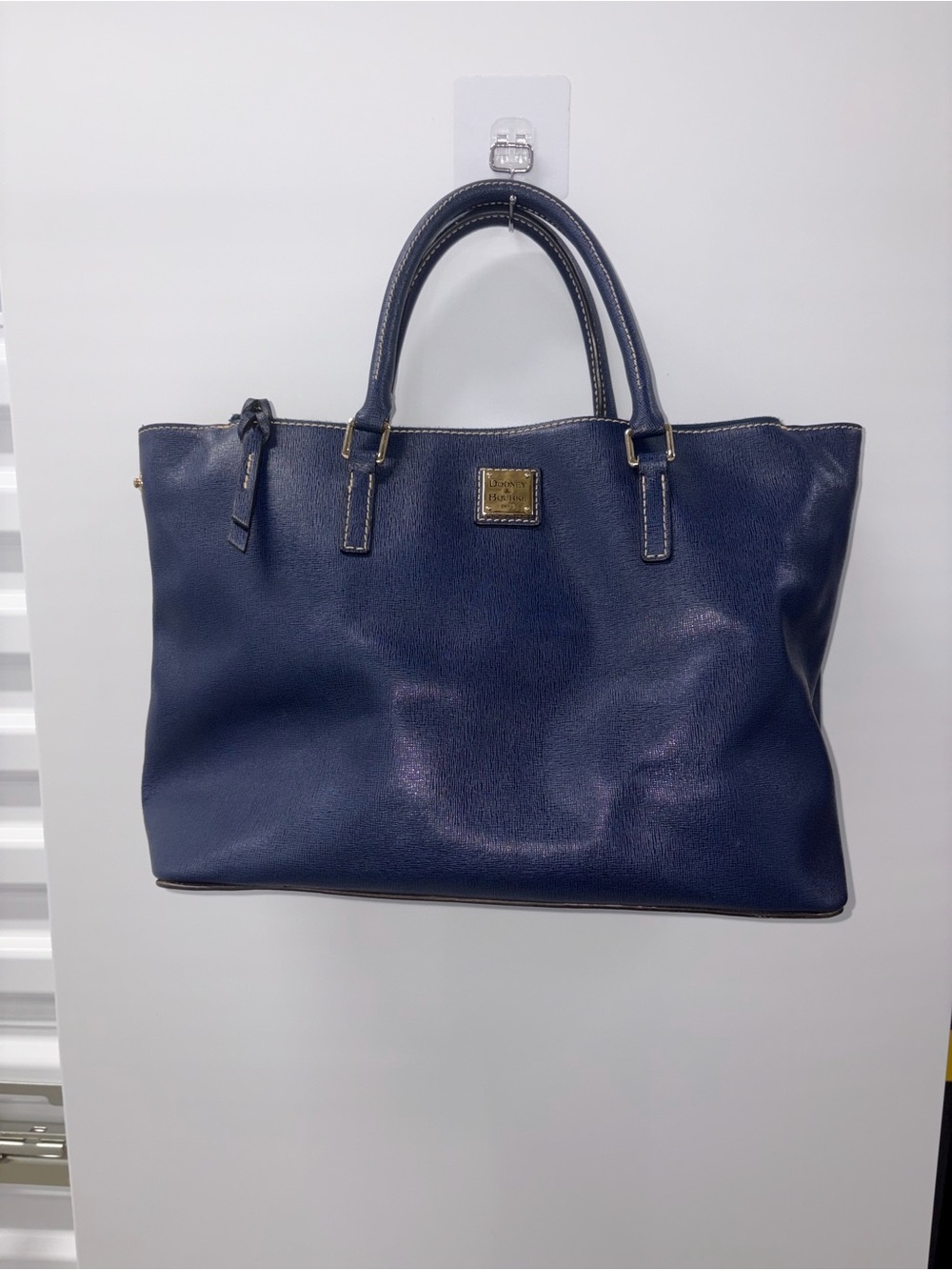 DOONEY & BURKE Classic Structured Tote Bag in Navy Blue